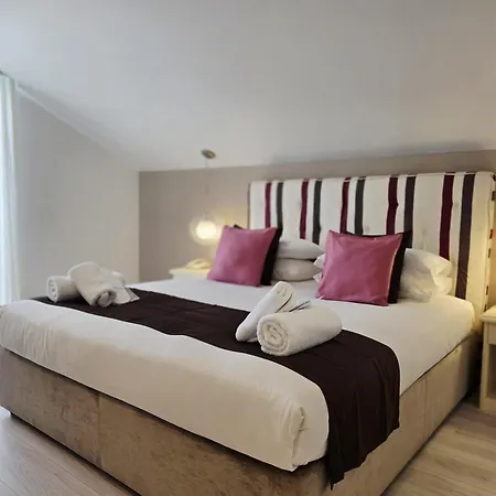 Отель Korina 3*