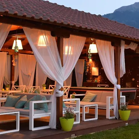 Korina Скала-Потамиас