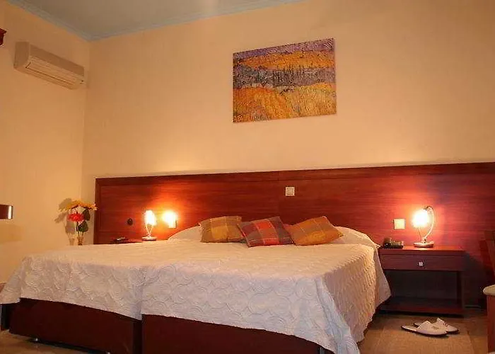 Korina Hotel 3*