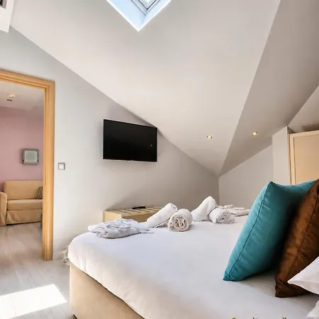 Korina Hotel 3*