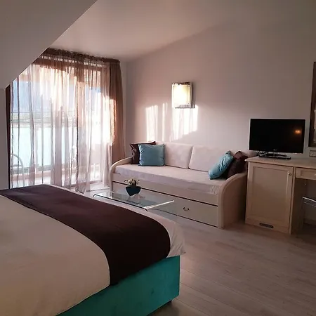 Korina 스칼라 포타미아스